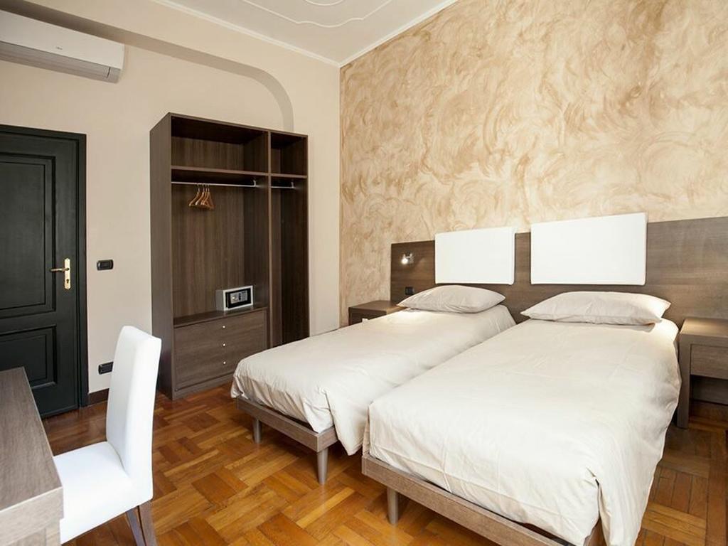 Guesthouse Vittoria Rooms - The Original Since 2015 เจนัว ห้อง รูปภาพ