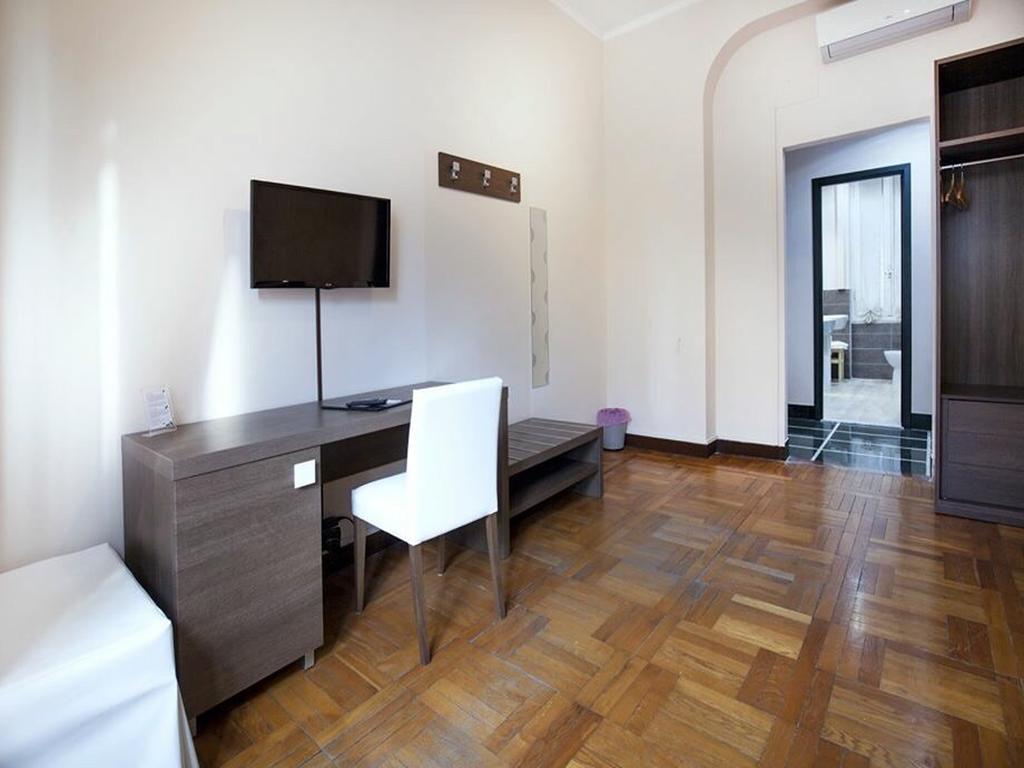 Guesthouse Vittoria Rooms - The Original Since 2015 เจนัว ห้อง รูปภาพ