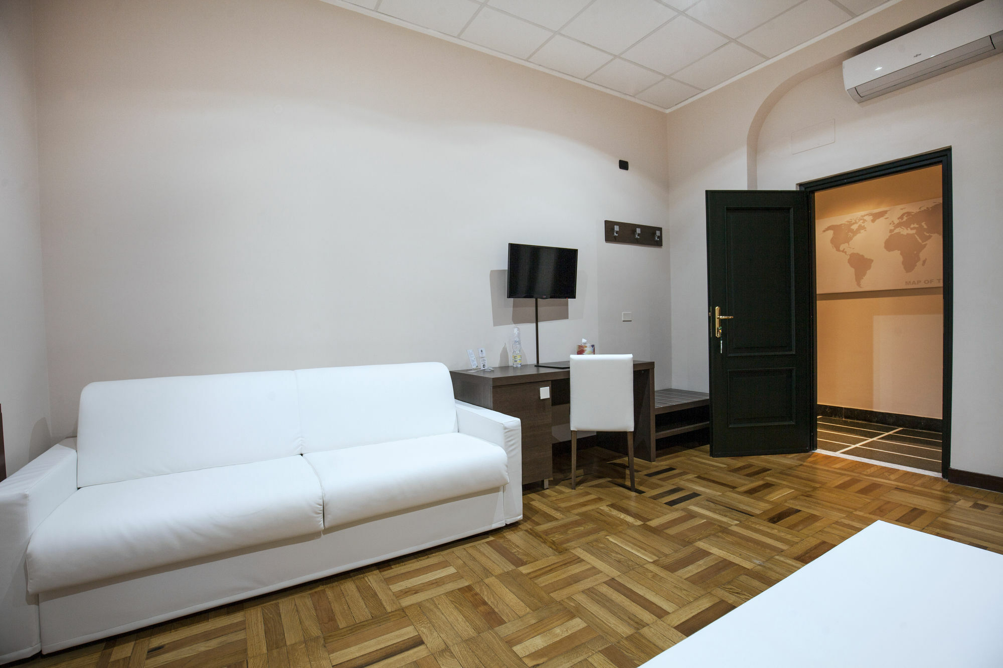 Guesthouse Vittoria Rooms - The Original Since 2015 เจนัว ภายนอก รูปภาพ